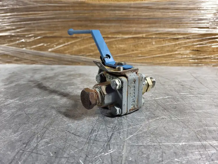 Used PBV C-5333-38-2536-ML-NL-1 Valves/Fittings British Columbia CA | Lenmark #256688