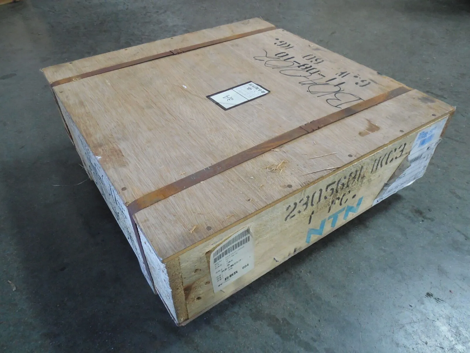 NTN 23056BL1KC3 Spherical Roller Bearing New