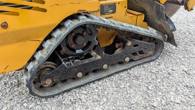 USED 2015 VERMEER RTX250