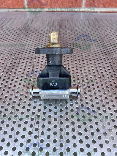 Used ITT PURE FLO .75-316L-RA15MAX-CWP150 DIAPHRAGM VALVE W/ 3/4" SANITARY FITTING Valves/Fittings California US | Equipment Lab #485539