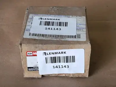 NEW FORD 3L3Z-9943150-AA