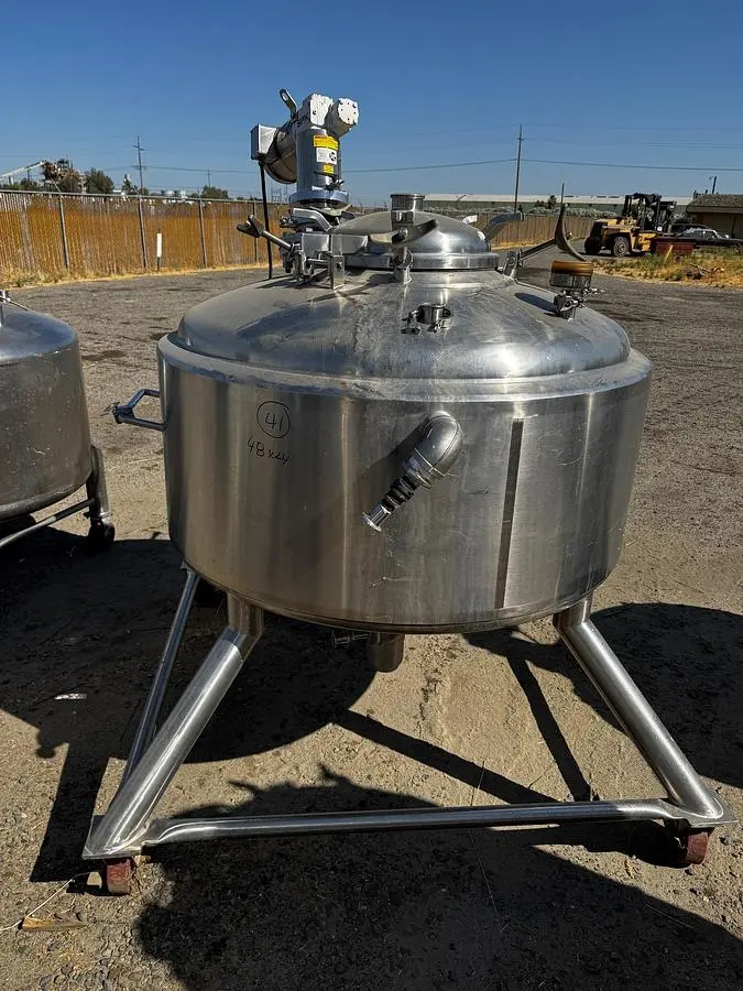 Tank, 181 Gallon, 316L Stainless Steel, Full Vacuum, Jacketed, Agitated, 32 PSI, #5991496