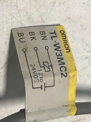 USED OMRON TL-W3MC2
