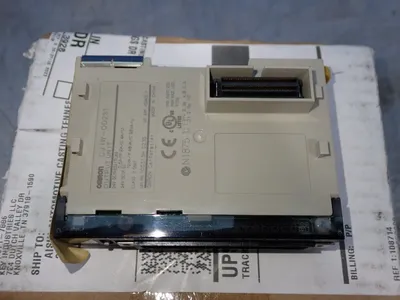 NEW OMRON CJ1W0D231