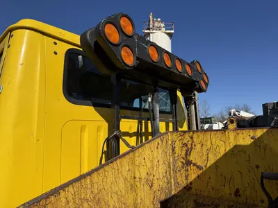 Used 2001 INTERNATIONAL 4900 Dump trucks Kentucky US | Proxy Equipment #1388913