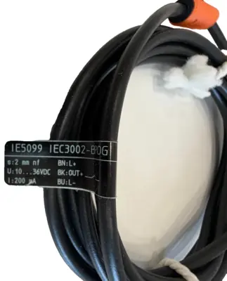NEW IFM EFECTOR IEC3002-BPOG PROXIMITY SENSOR IE5099 IEC3002BPOG
