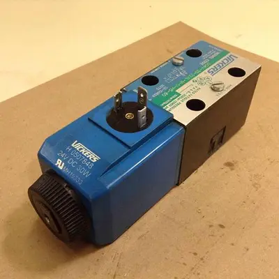 USED VICKERS DG4V-3S-22AL-M-U-H5-60