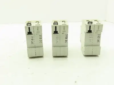 Eaton WMZS2C03 Circuit Breaker C3 3A 10kA 277/480VAC 2Ph Lot Of 3