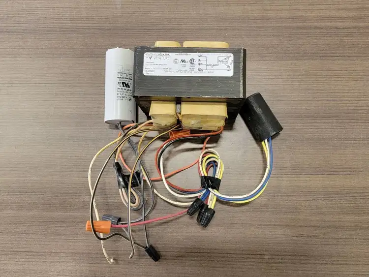 Used VENTURE V90J7612 Misc Electrical & Power Parts British Columbia CA | Lenmark #250193