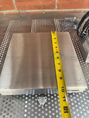 Used MINEBEA INTEC CAPS1U-20CC-LU STAINLESS STEEL SCALE 10X10 W/ MIS2UR-V2, 30 LBS CAPS1U-20CC-LU STAINLESS STEEL SCALE 10X10 W/ MIS2UR-V2, 30 LBS Scales California US | Equipment Lab #1394835