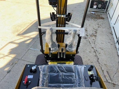 2025 CFG Mini Excavator (H12R)