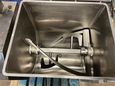 USED DANIELS FOOD EQUIPMENT DMX QUAD 100