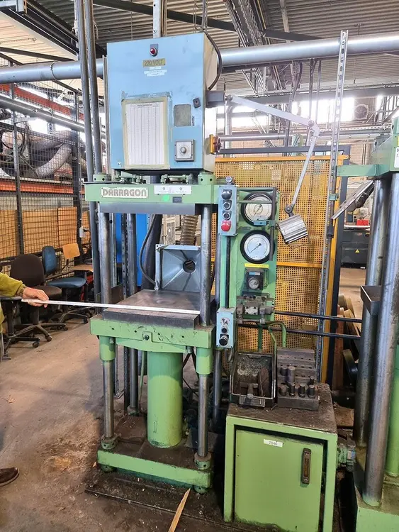 Used DARRAGON 30 TON Hydraulic Presses BE | Apt International N.V #362283