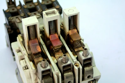 Used Cutler-Hammer A200M3CAC Motor Controllers California US | Davliegogo LLC #1705506