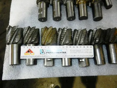 ROUGHING END MILLS