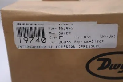 NEW Dwyer 1638-2 Pressure Switch STOCK SGF145