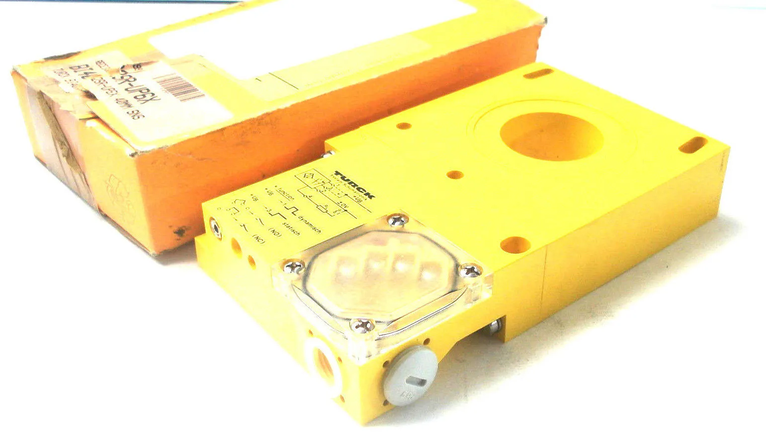 NEW TURCK BI40-R-32SR-UP6X SWITCH SENSOR BI40R32SRUP6X