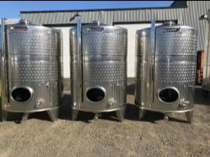New Stock Letina 1100gal/4150L Closed Top Jacketed Storage Tank