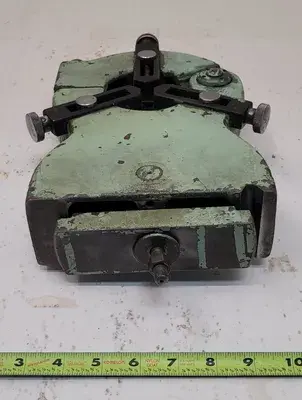 USED MONARCH STEADY REST