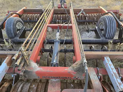 USED CASE IH 415