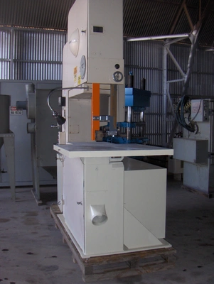 36 Inch Tannewitz Mdl. GVTNE  Vert. Band Saw #3795