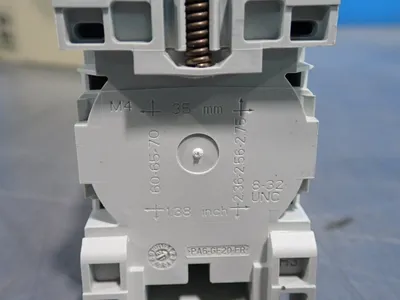 NEW ALLENBRADLEY 100E26KD00