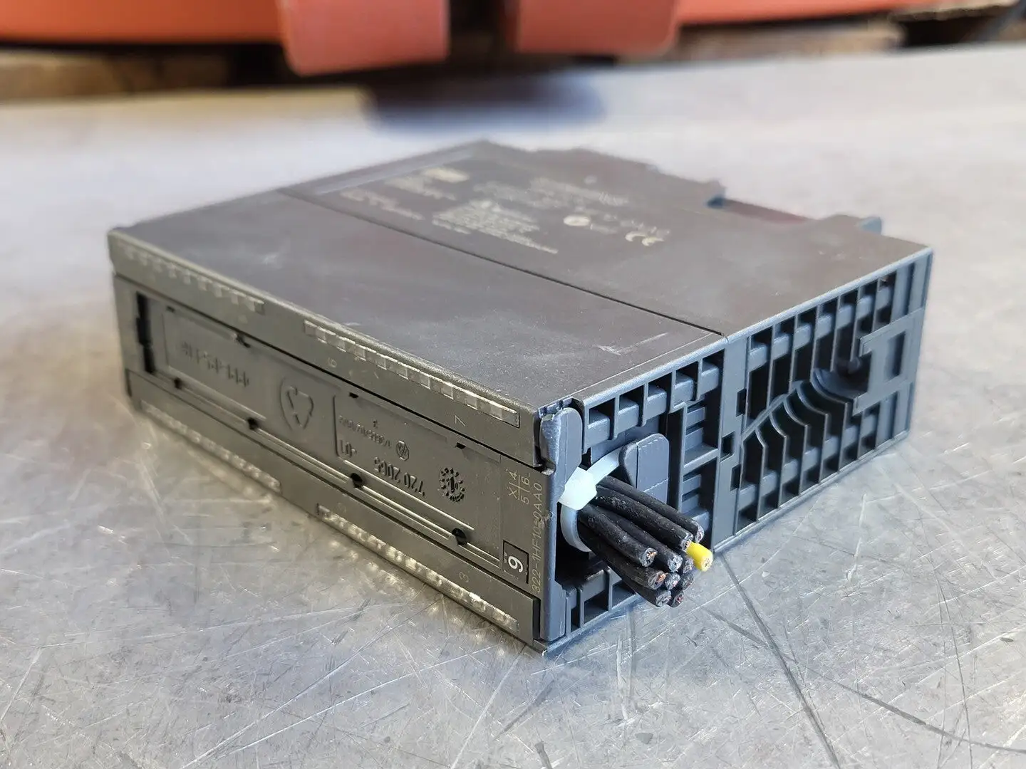 Used SIEMENS 6ES7 322-1HF10-0AA0 Misc Electrical & Power Parts British Columbia CA | Lenmark #254311