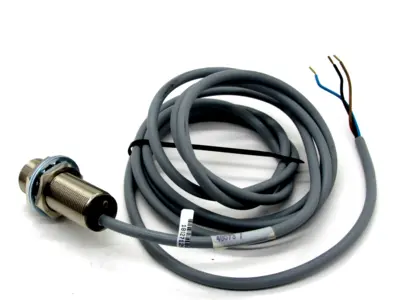 NEW RED LION PSA7A000 PROXIMITY SENSOR