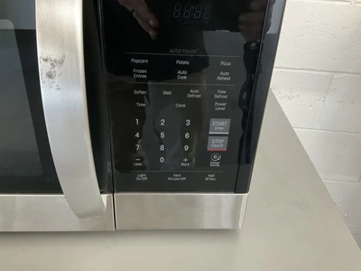 Used LG LMV1764ST Restaurant Small Appliances Michigan US | Miedema Asset Management Group #1413858