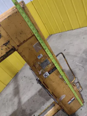 USED CALDWELL 81P-4-50 PAPER ROLL LIFTERCAPACITY 8,000 LBS