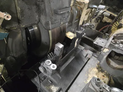 Koyo KC300D Rough Outer Diameter Grinding Machine