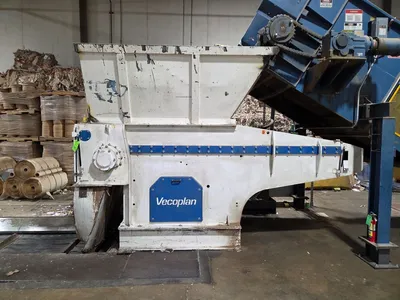 2013 VECOPLAN VAZ 1600 M Recycling Shredder | Levy Recovery Group (1)