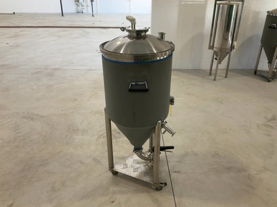 Used SPIKE BREWING CF15 CONICAL FERMENTER/UNITANK WITH INSULATED CONICAL JACKET 18 GALLONS Brewing Equipment Michigan US | Miedema Asset Management Group #1580075