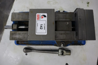 Used KURT WORKHOLDING SOLUTIONS D688 Vises Minnesota US | Machinesused.com #1390022