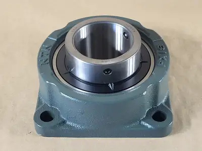 NEW NTN UCFX18