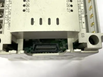 USED MITSUBISHI MELSEC DIGITAL INPUT OUTPUT MODULE MISSING COVERS