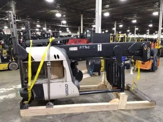 Used 2016 CROWN RR5795S-45 Reach Trucks | Russell Equipment #723906