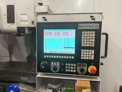 2010 MILLTRONICS VM25 Vertical Machining Centers | Machinery Resources International (7)