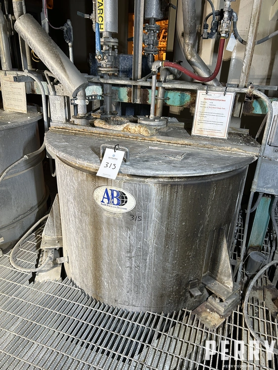 STAINLESS STEEL TANK 780 GALLON Stainless Steel Tanks | Perry Equipment