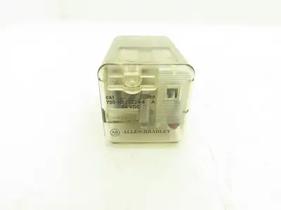 Allen Bradley 700-HB33Z24-4 Socket Relay 10/6.6A 120/240VAC Lot Of 11