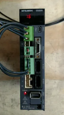 Mitsubishi MR-J3-10B-EB AC Servo Drive 170V 1.1A 100W 3Ph 1E