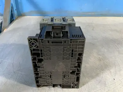 Used SIEMENS 3RT1054AR36 Relays & Switches Ohio US | HGR 24 #1545353