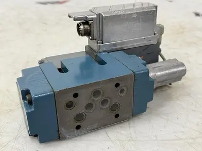 USED BOSCH 0 811 404 614