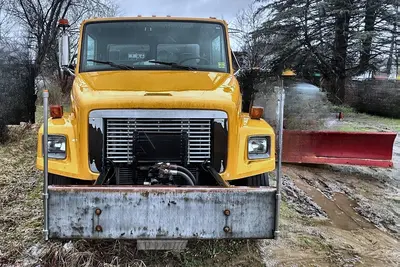 Used 2002 FREIGHTLINER FL70 Concrete Mixer Trucks Pennsylvania US | Proxy Equipment #1377936