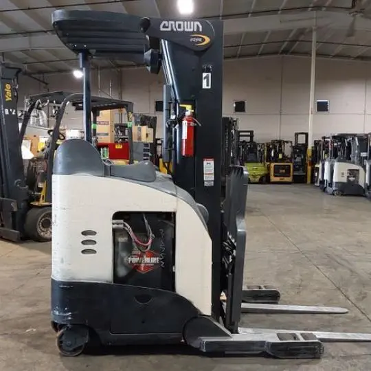 USED 2017 CROWN RR5725-45