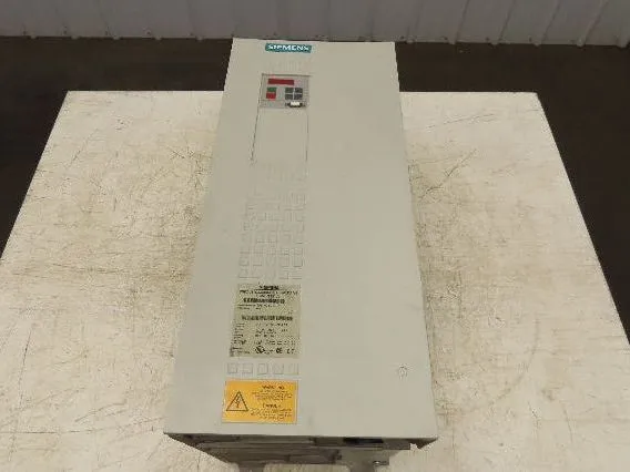 Siemens 6SE7024-7ED61-Z Simovert MasterDrive AC Drive 22kw 30 HP 480V 3Ph