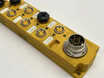 Used Turck Passive Junction Box 8-Port x M8 3-Pin, U0943-62 PLC Processors Michigan US | Maverick Industrial Sales #1394298