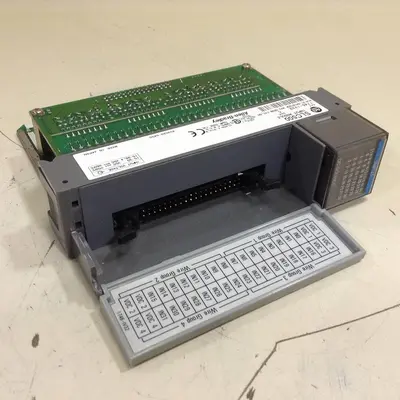 USED ALLEN BRADLEY 1746-IV32 SER C