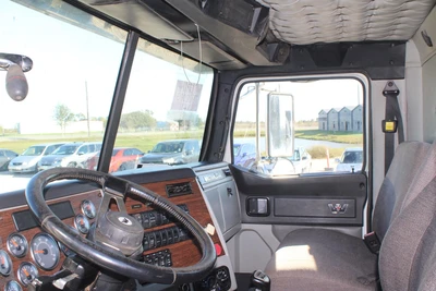 Used 2014 WESTERN STAR 4900 Tanker trucks Texas US | Roll Off Truck World #1492032