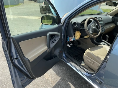 USED 2011 TOYOTA RAV 4
